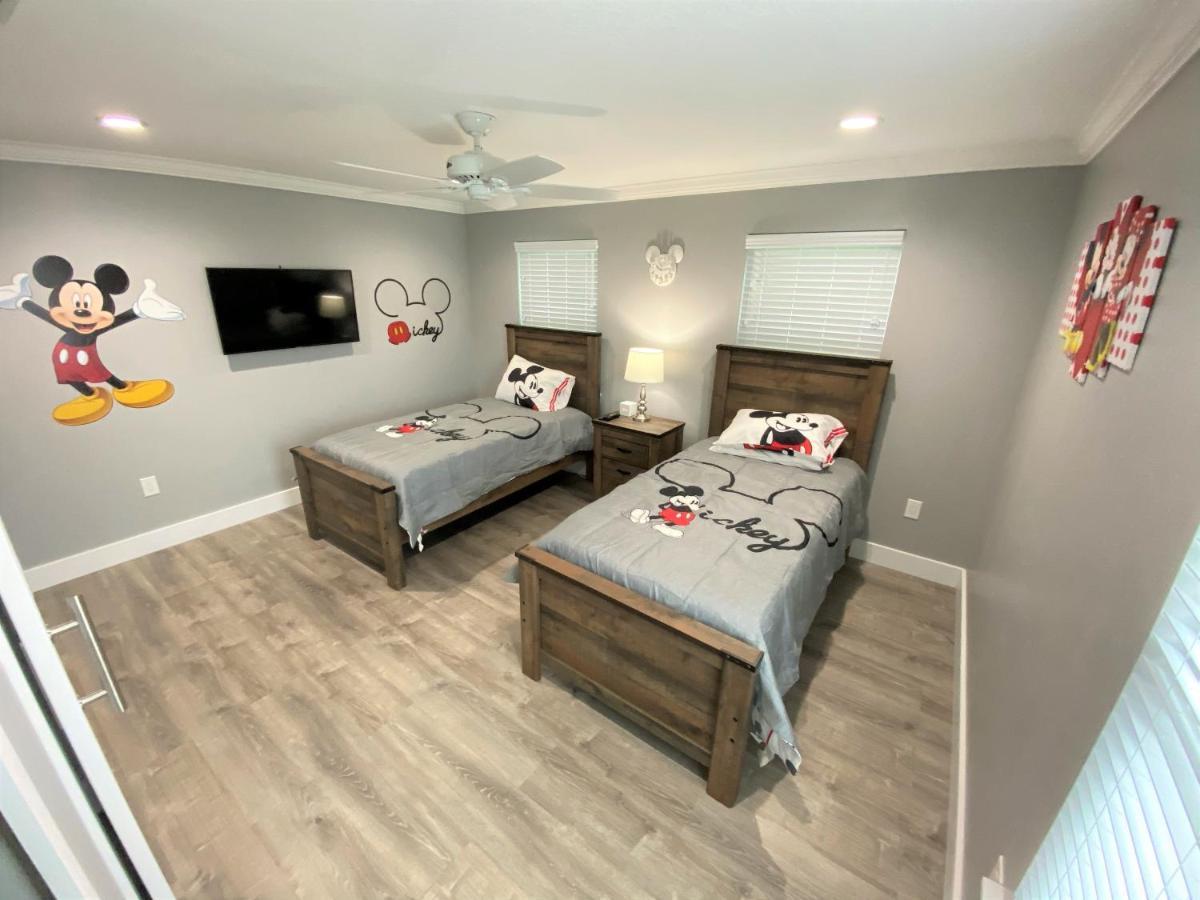 Mickeys Pearl - Phenomenal 7Br With 4 Master Suites Privacy Pool & Hot Tub Gas Bbq - 2 Miles To Disney Orlando Exterior foto